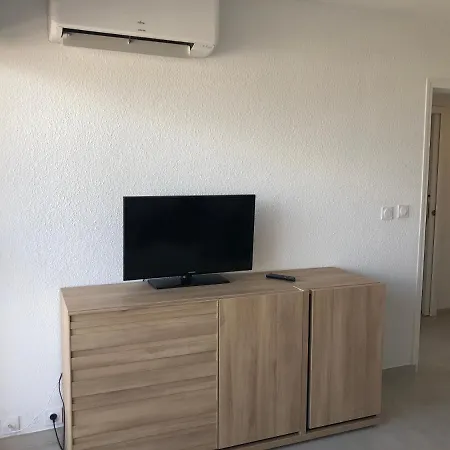 Apartment F2 Carnon Les Pieds Dans L'eau Parking Wifi Clim